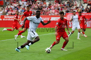 Victor Boniface, Rios Alonso Rot-Weiss Essen vs. Bayer 04 Leverkusen 26.07.2024