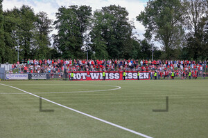 RWE Fans Niederrheinpokal Mülheim 2024